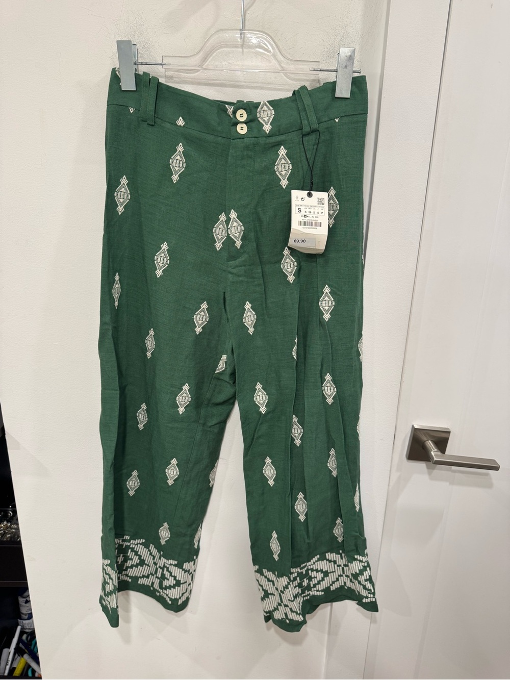 Zara Green Wide Leg Pants with White Embroidery
